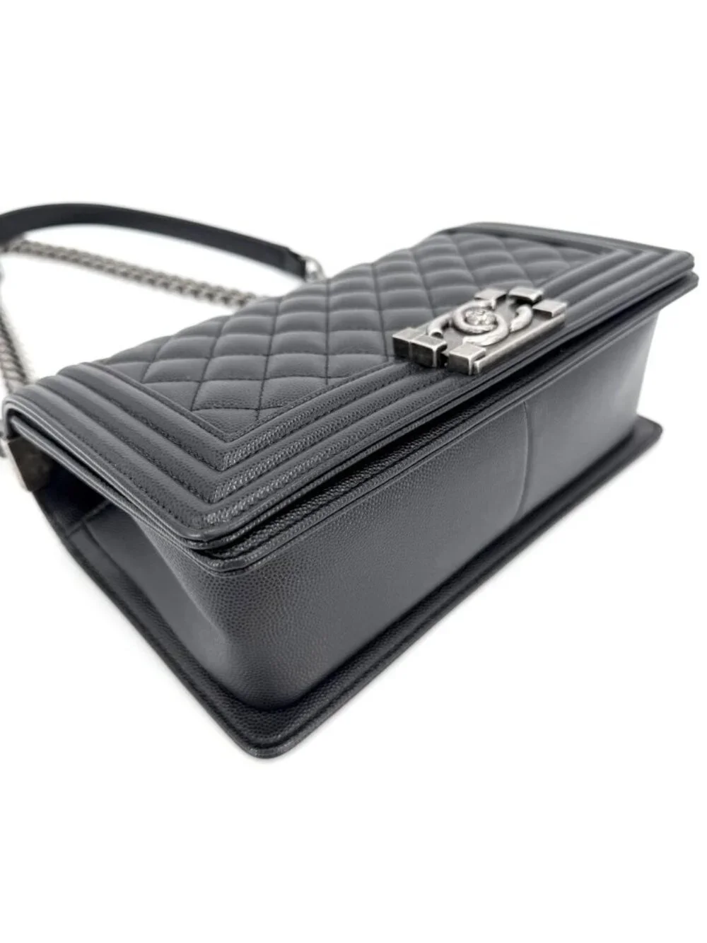 Chanel Shoulder Bag Quilted Boy CC Logo Bag Crossbody Boy Caviar Leather Black